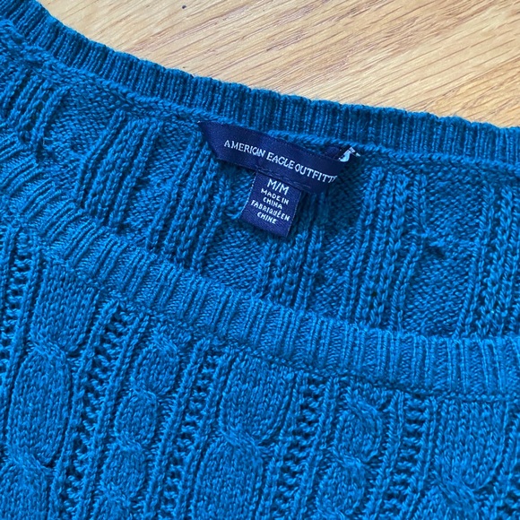 American Eagle Sweater - Picture 4 of 6
